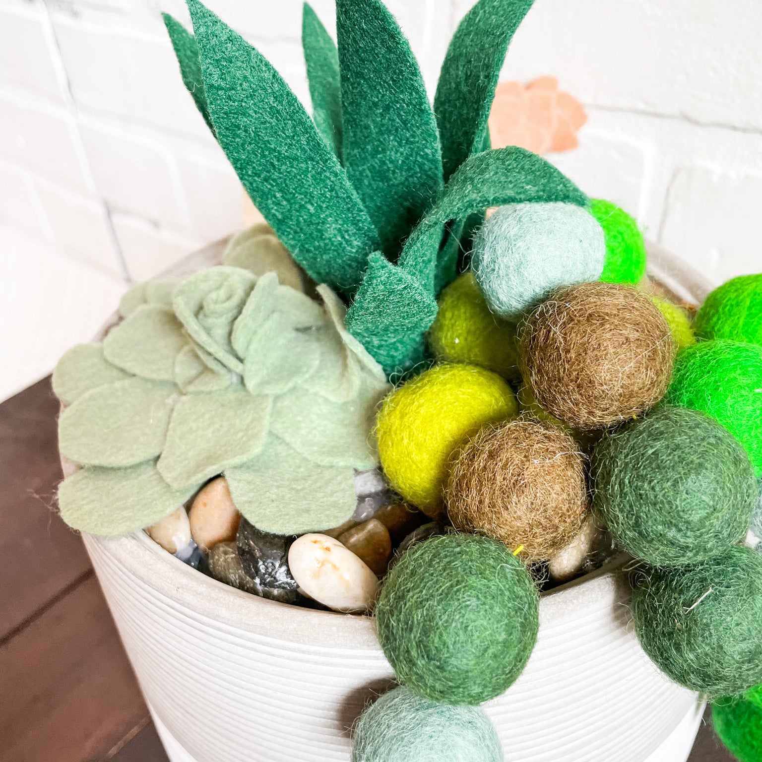 DIY Felt Succulents No Sew Project