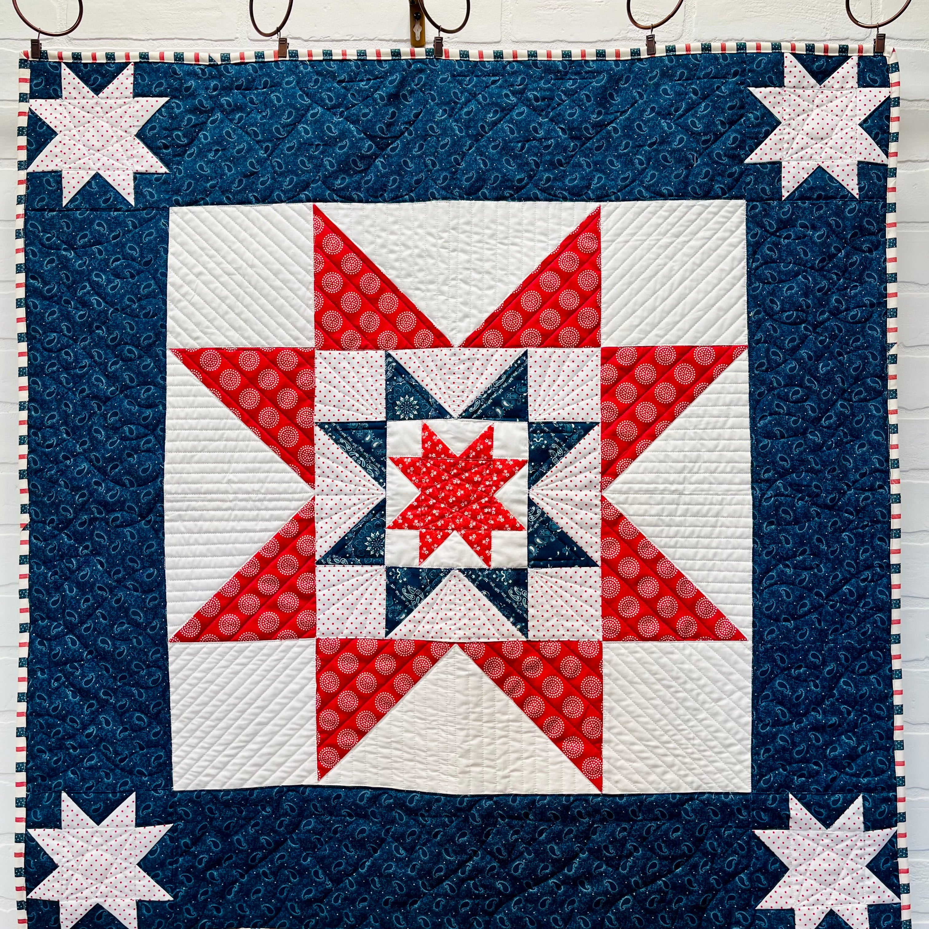 Star Bright Table Topper