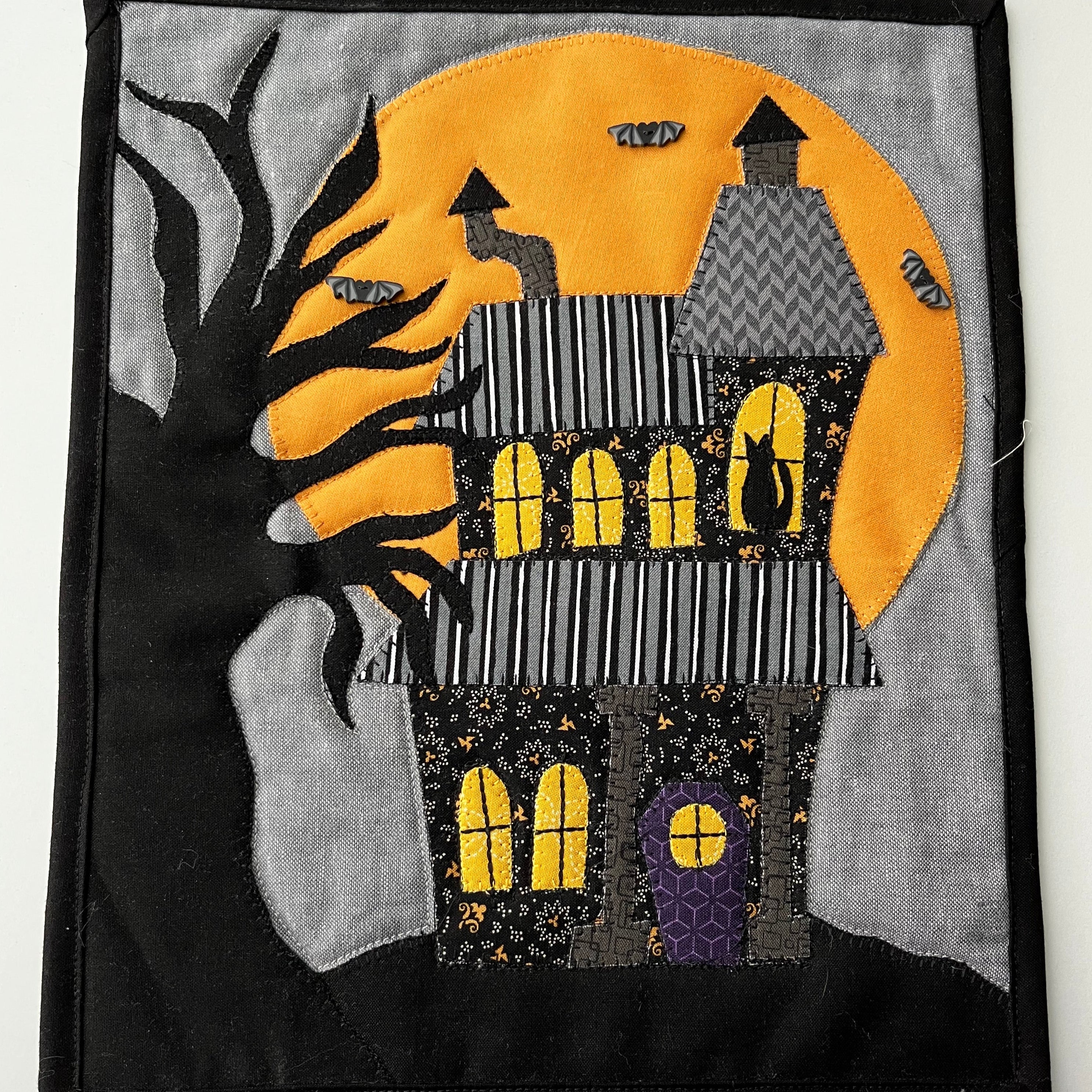 Haunted Hallows Eve Mini