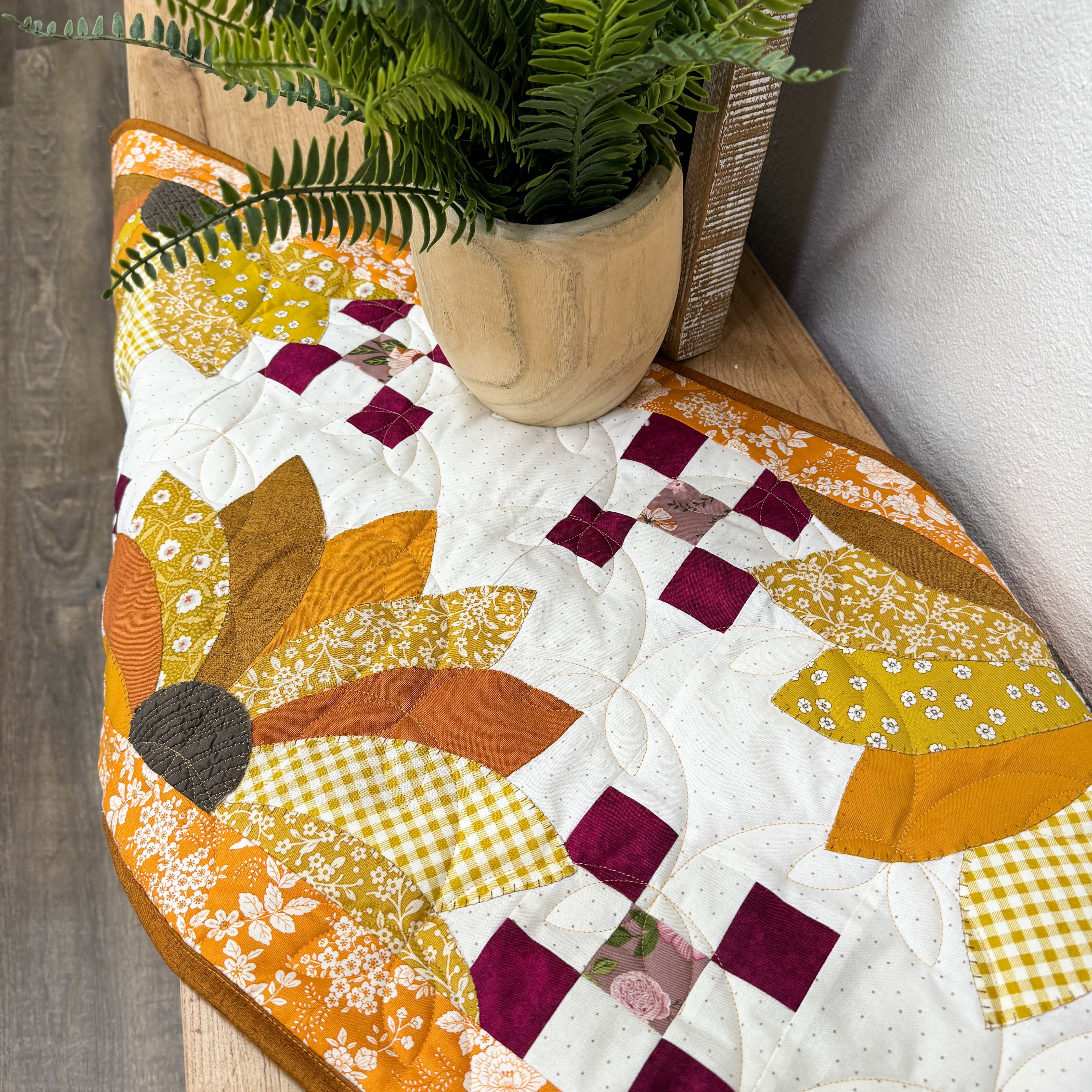 Sunflower Blooms Table Runner Pattern - (Download)