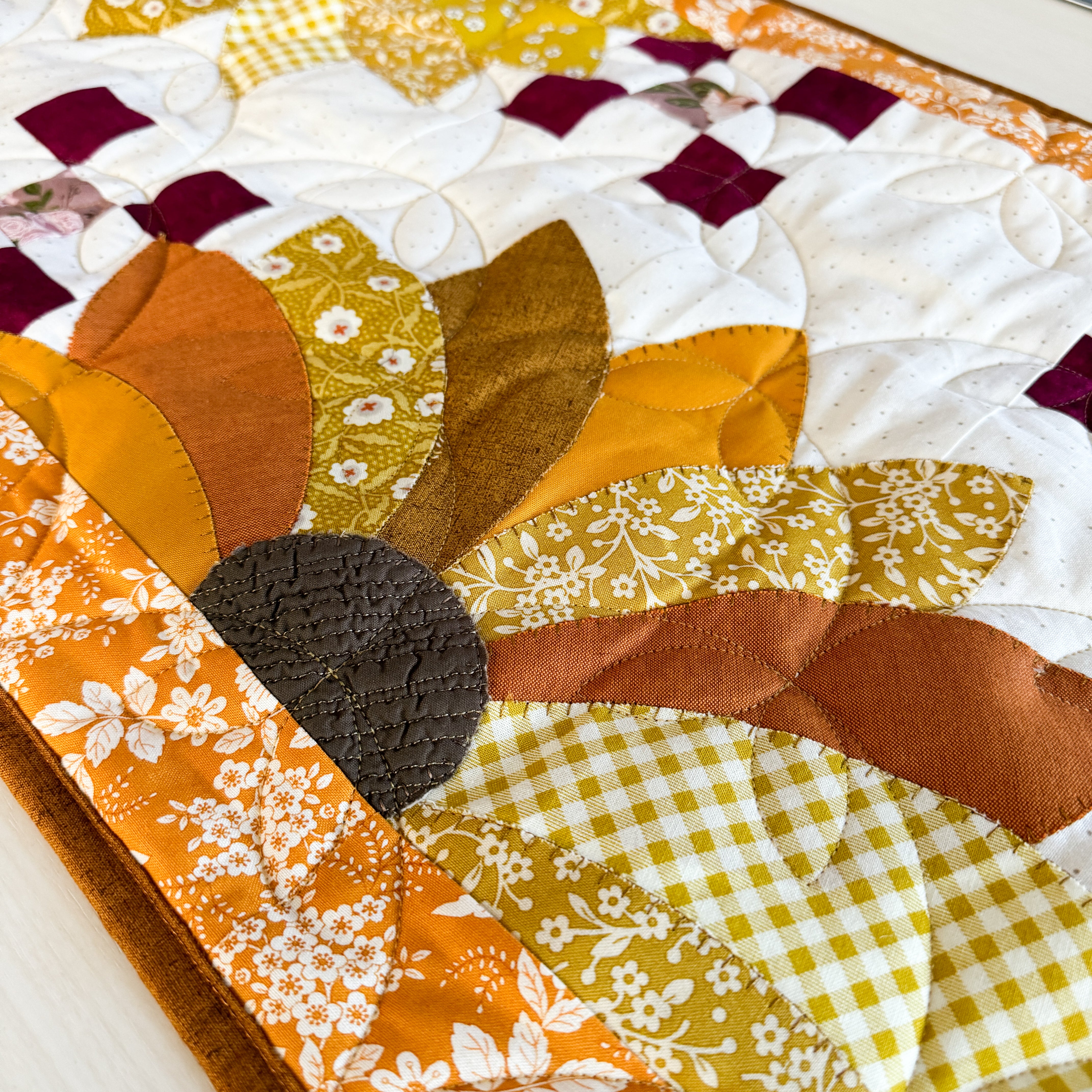 Sunflower Blooms Table Runner Pattern - (Download)