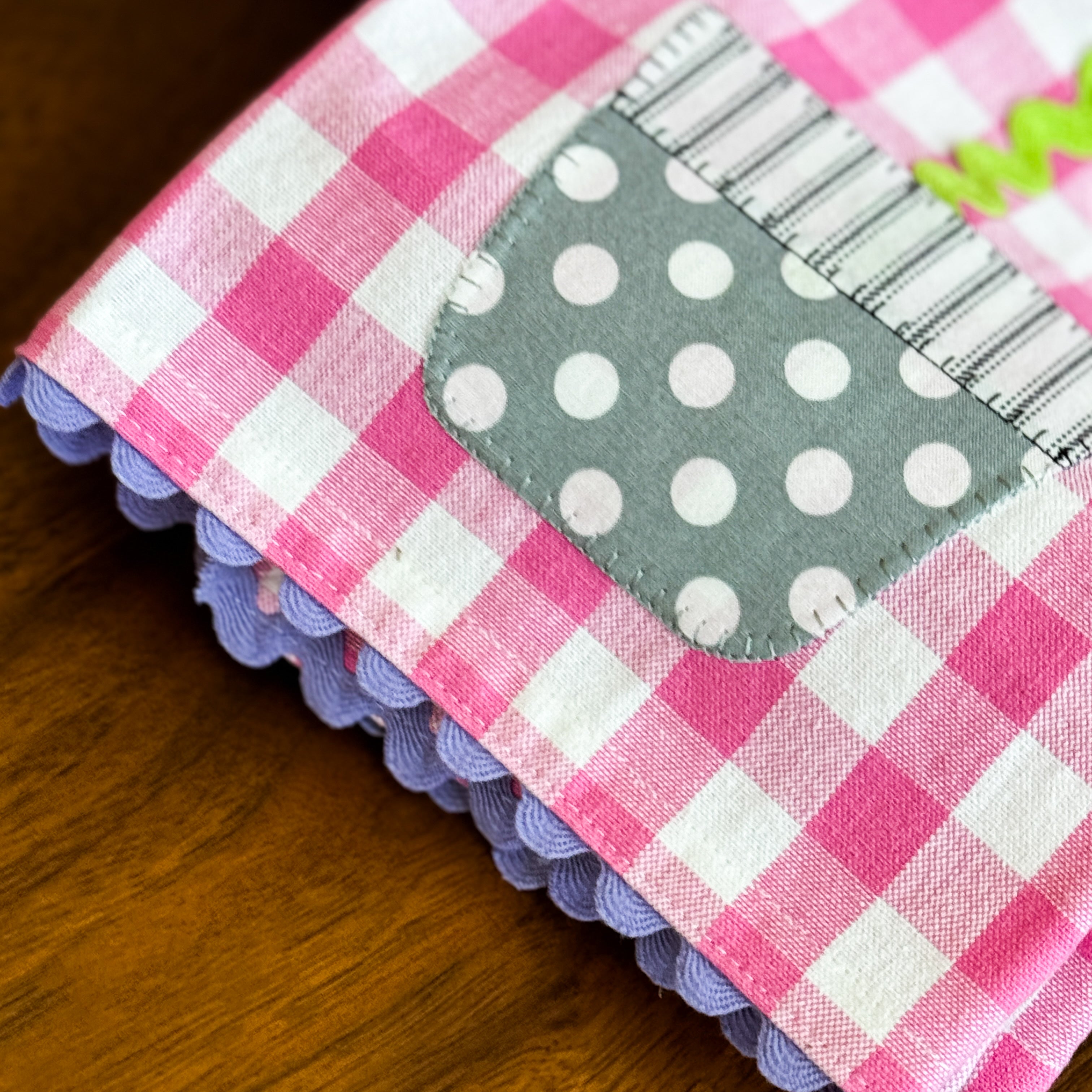 MGQS MontMGQS Monthly Kitchen Kits, March - Sewing and Embroidery Design ONLY (Downloadable)hly Kitchen Kit - March