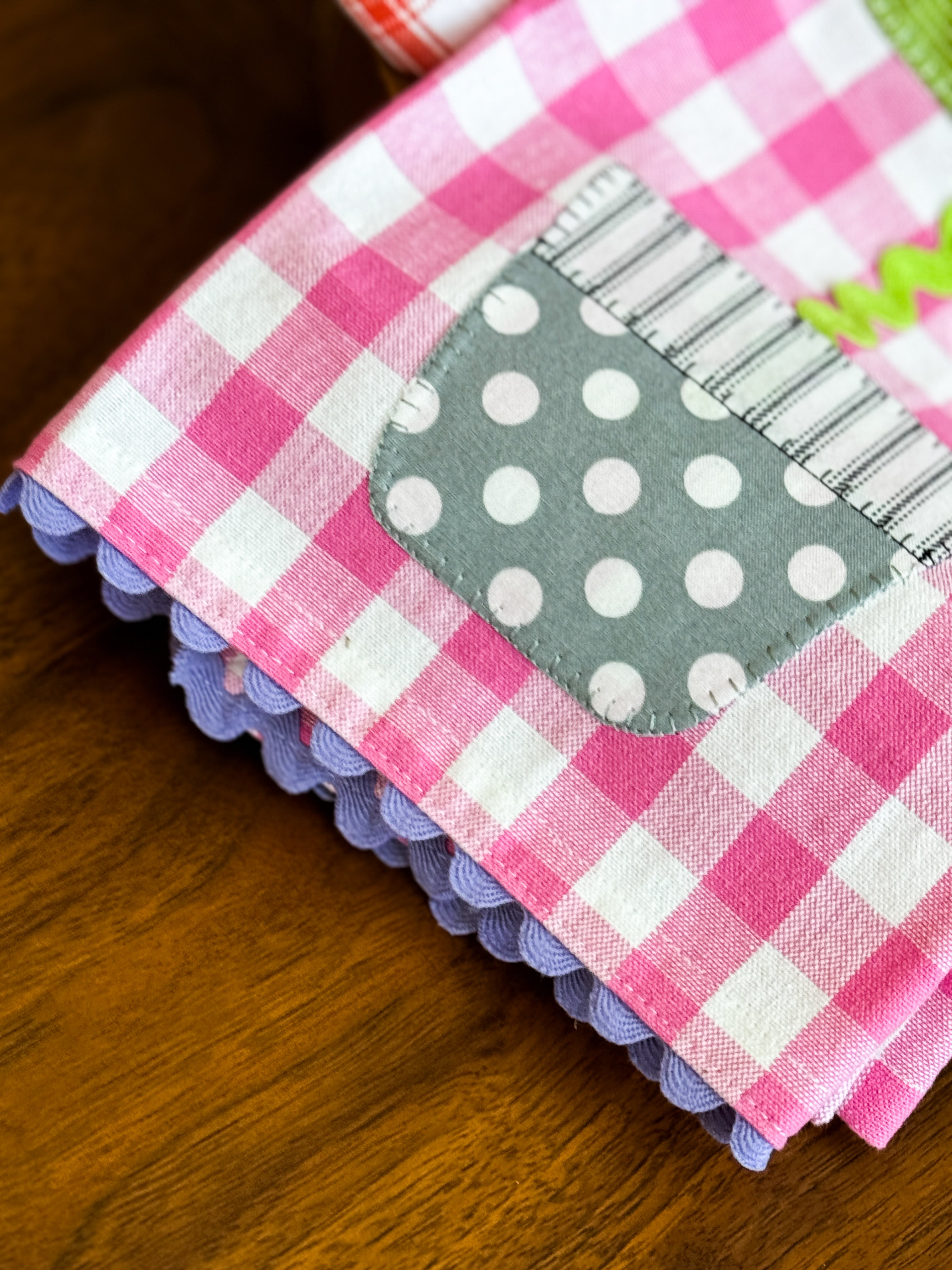 MGQS MontMGQS Monthly Kitchen Kits, March - Sewing and Embroidery Design ONLY (Downloadable)hly Kitchen Kit - March