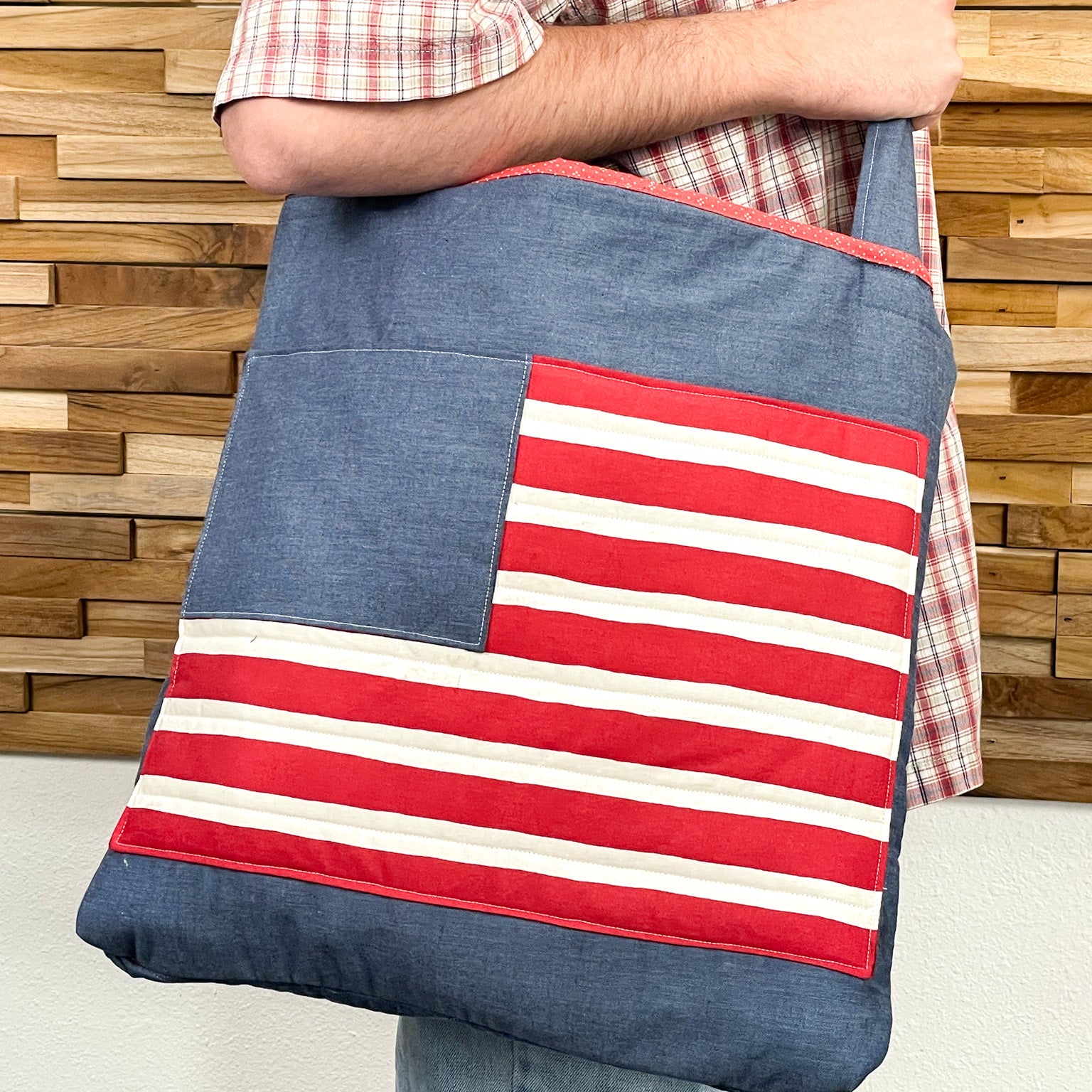 On The Go Picnic Quilt Tote