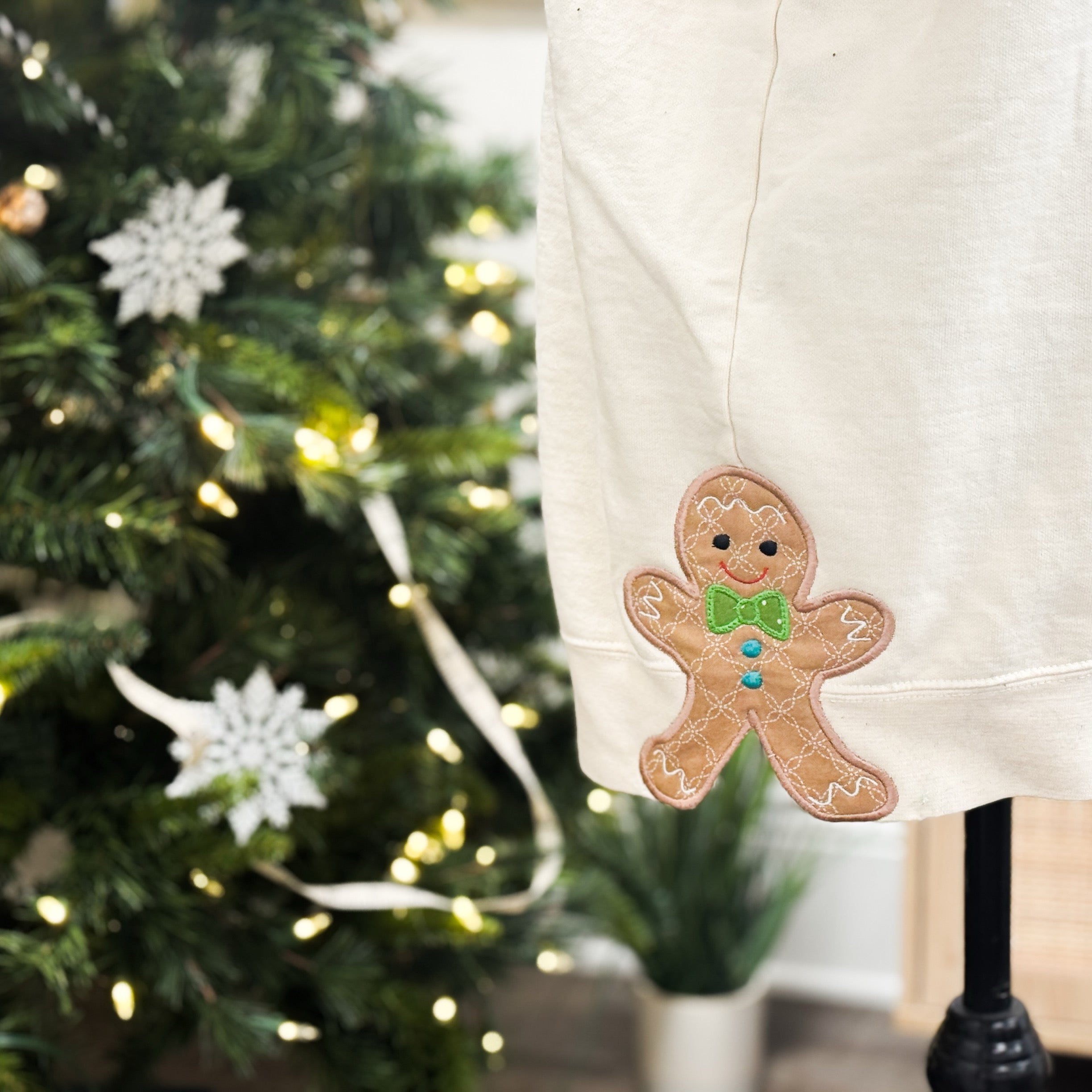 Side Split Christmas Designs gingerbread man