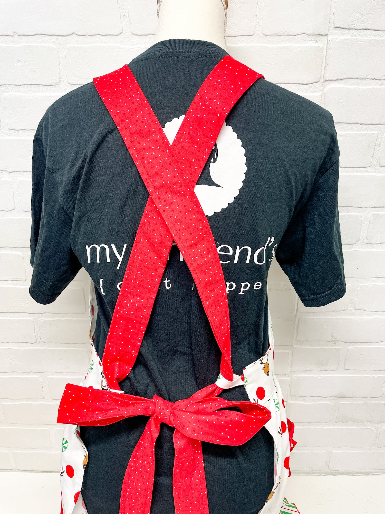 pattern for a christmas apron