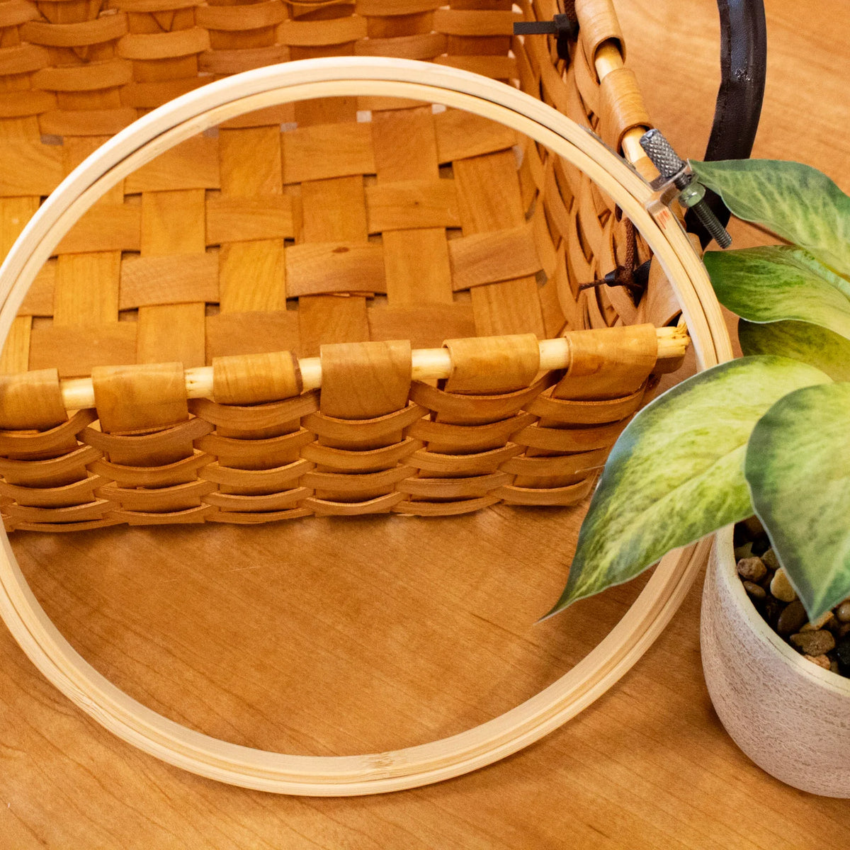 Stitchy Spool Embroidery hoop