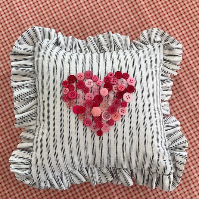 Buttoned up Heart Pillow Pattern (Downloadable)