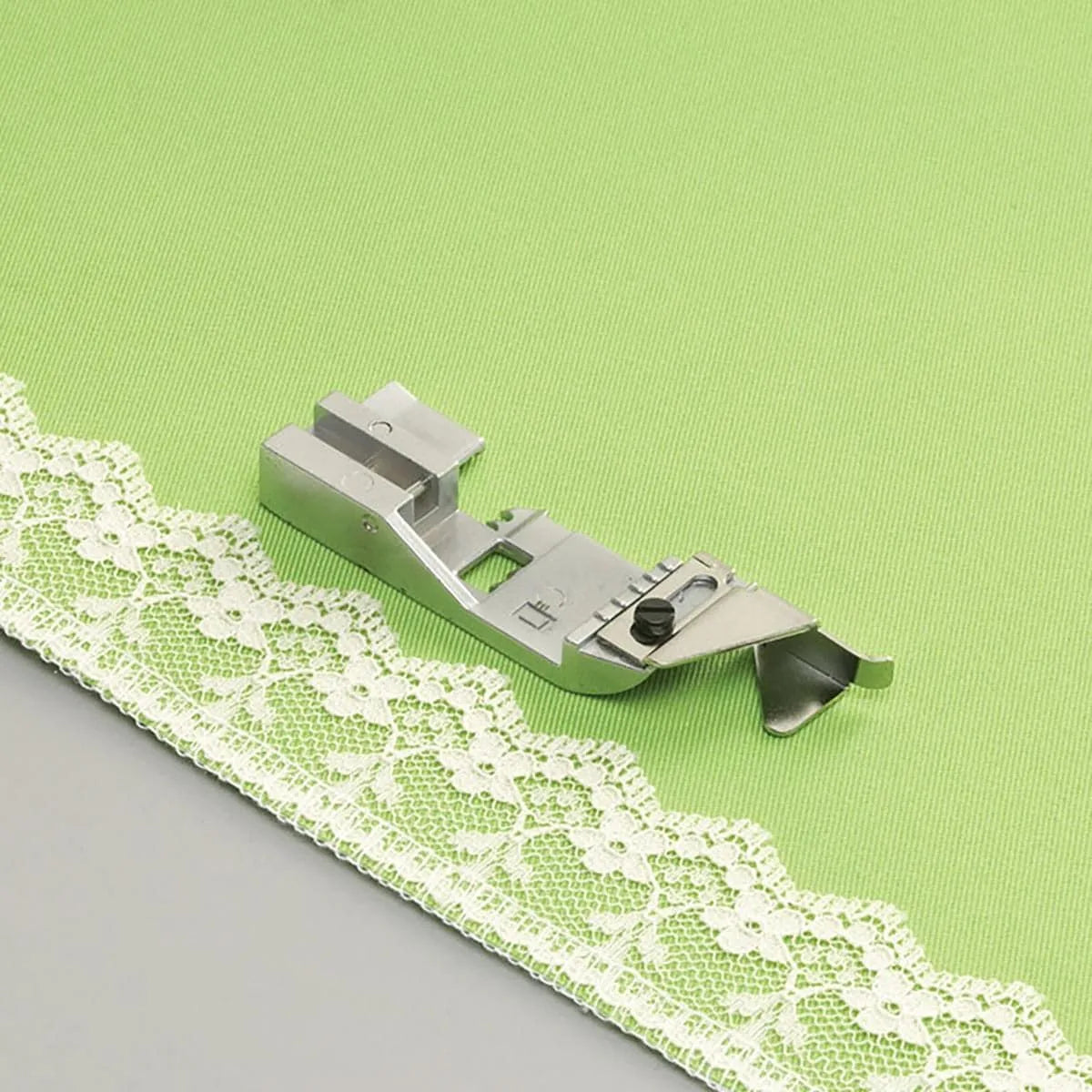 Baby Lock Lace Applicator