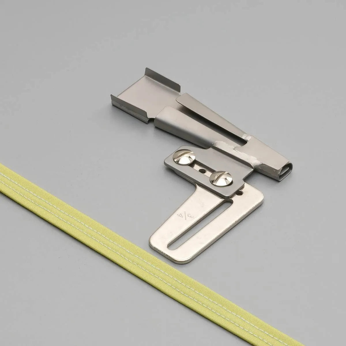 Evolve 3/4" Belt Loop Binder