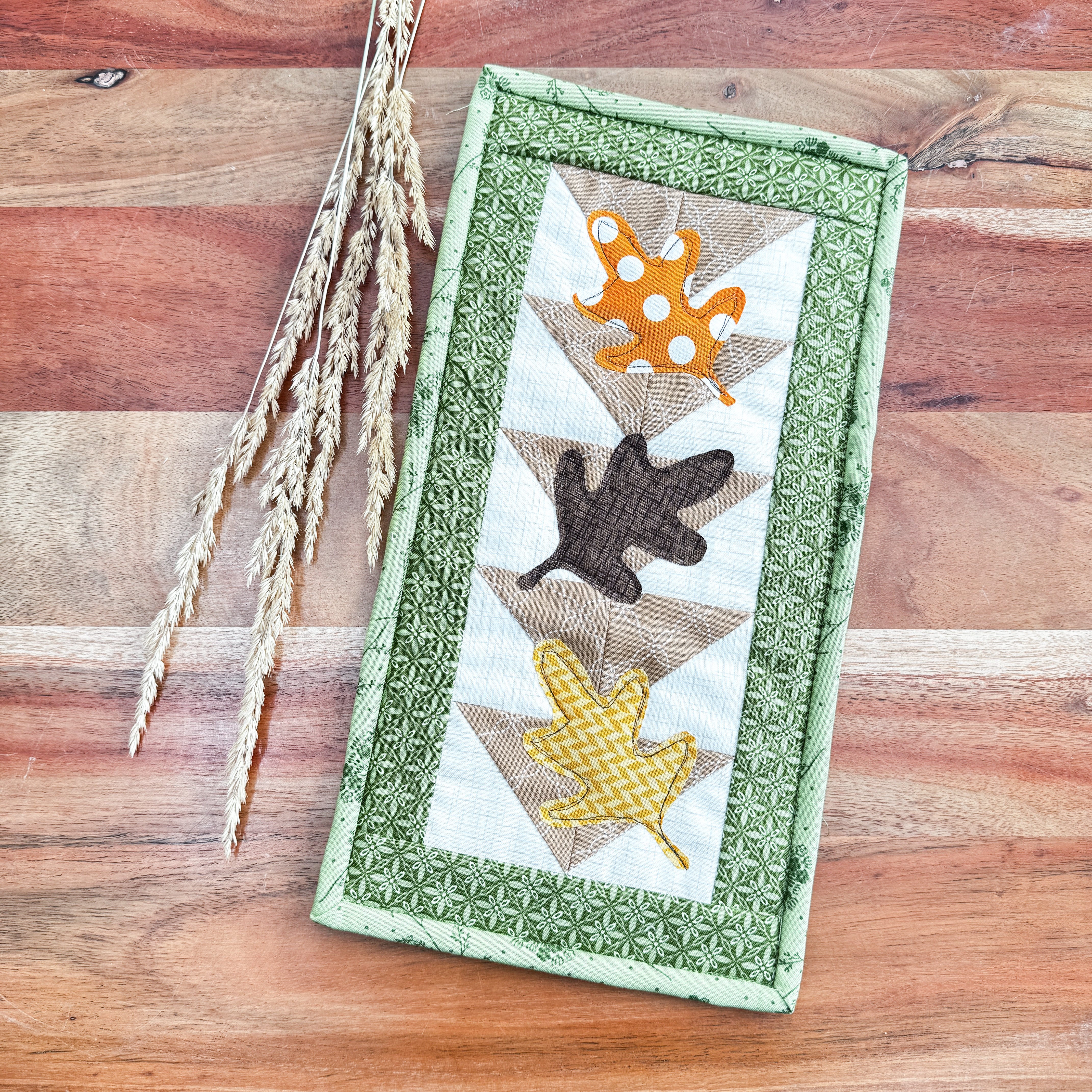November Quiltlet