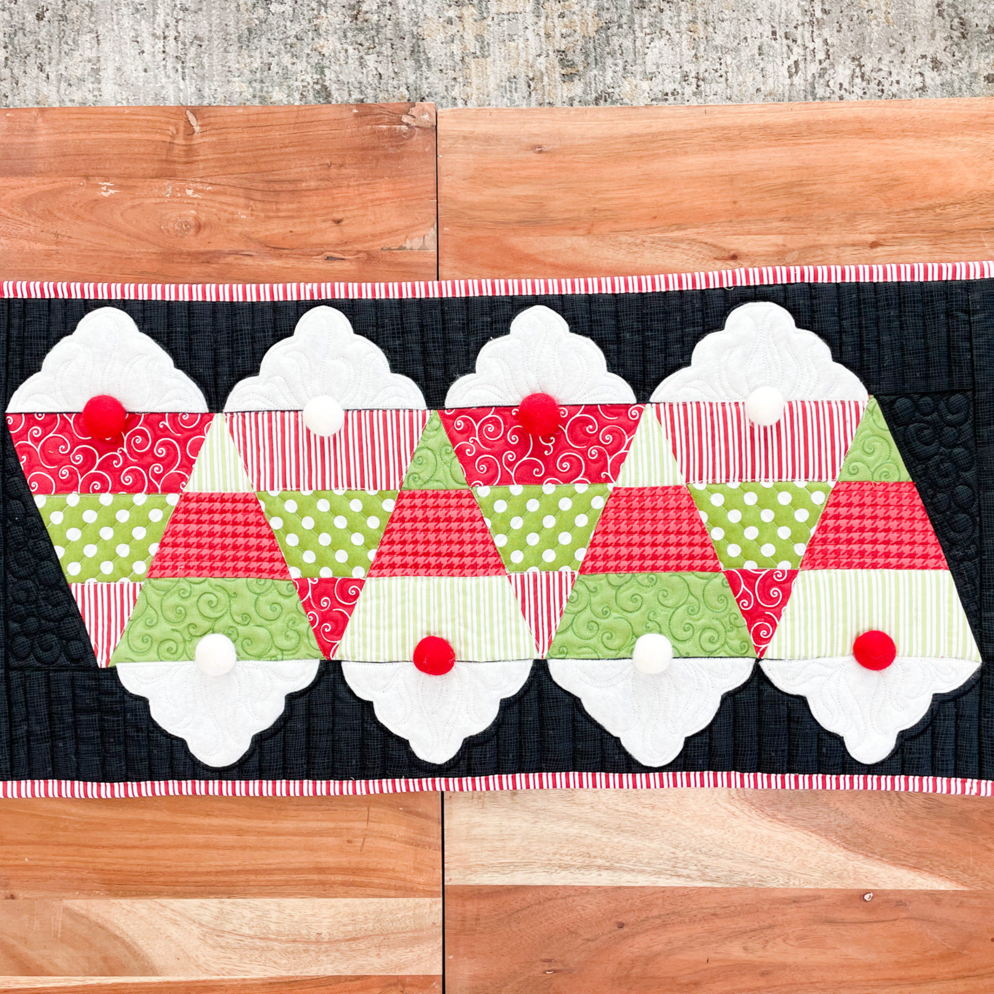 Nosey Gnomes Table Topper