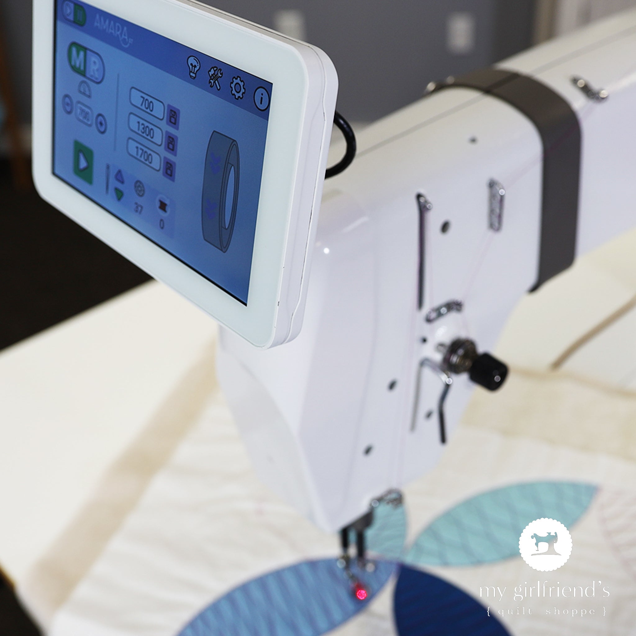 Handi Quilter Amara ST Longarm Machine on Lift Table