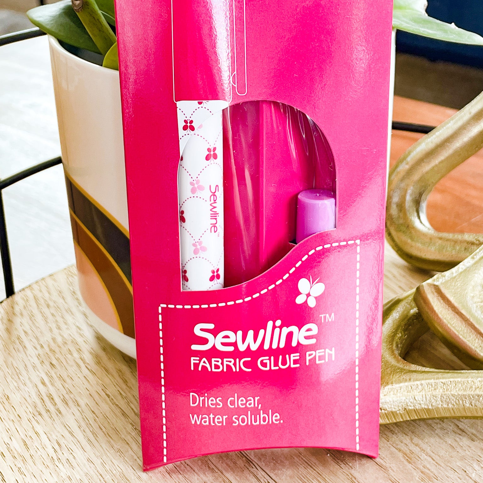 Sewline Fabric Glue Pen