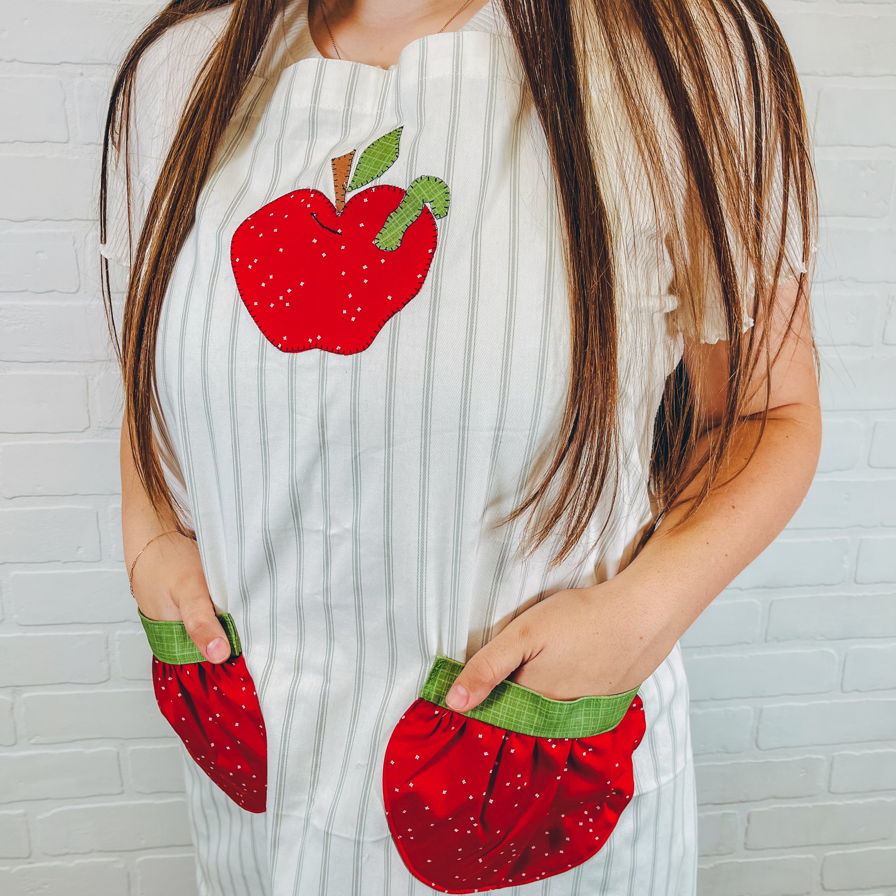 Apple/Strawberry Friend Apron