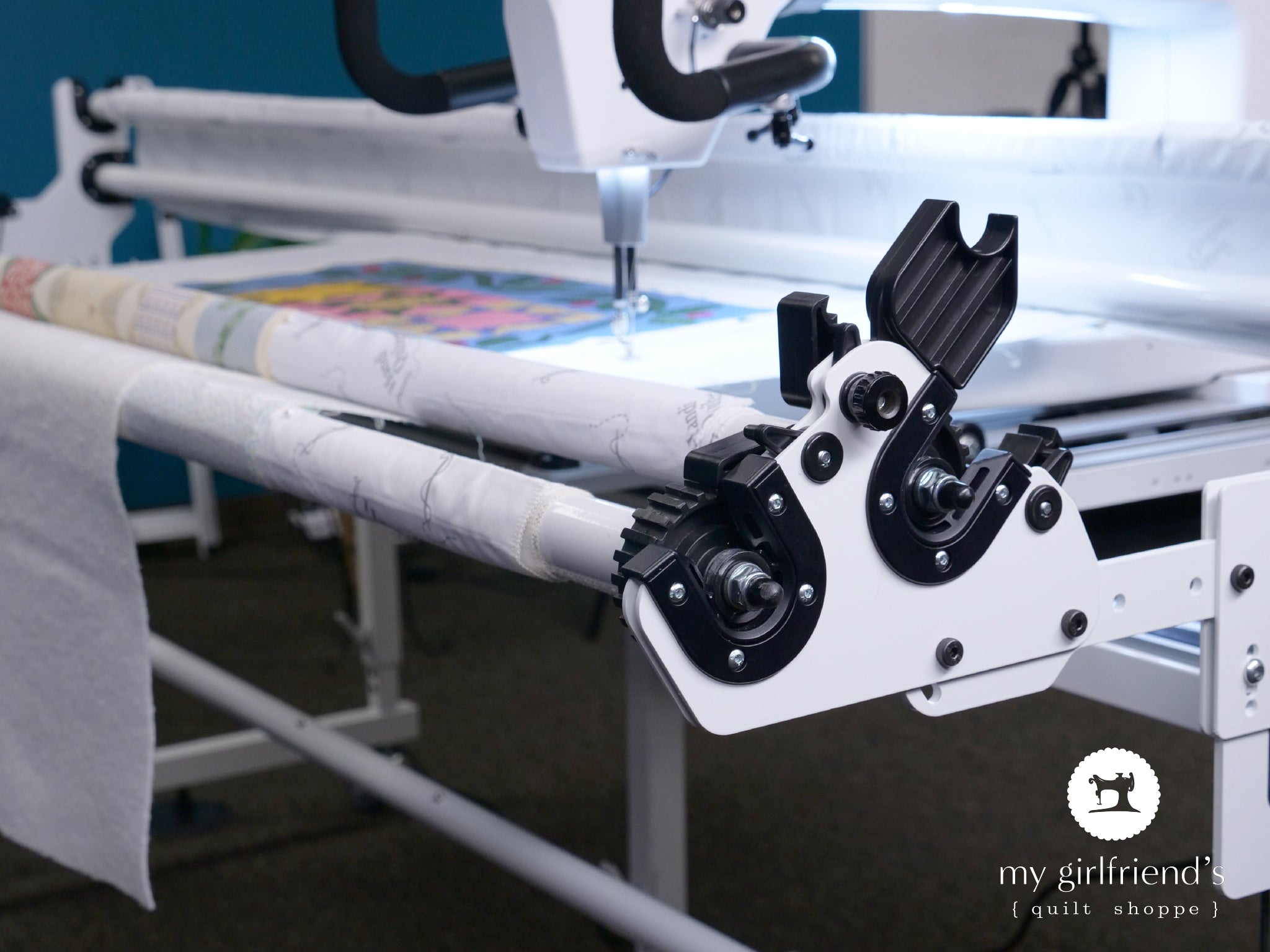 Handi Quilter Amara 20 Longarm Machine on Studio3 12-Foot Frame