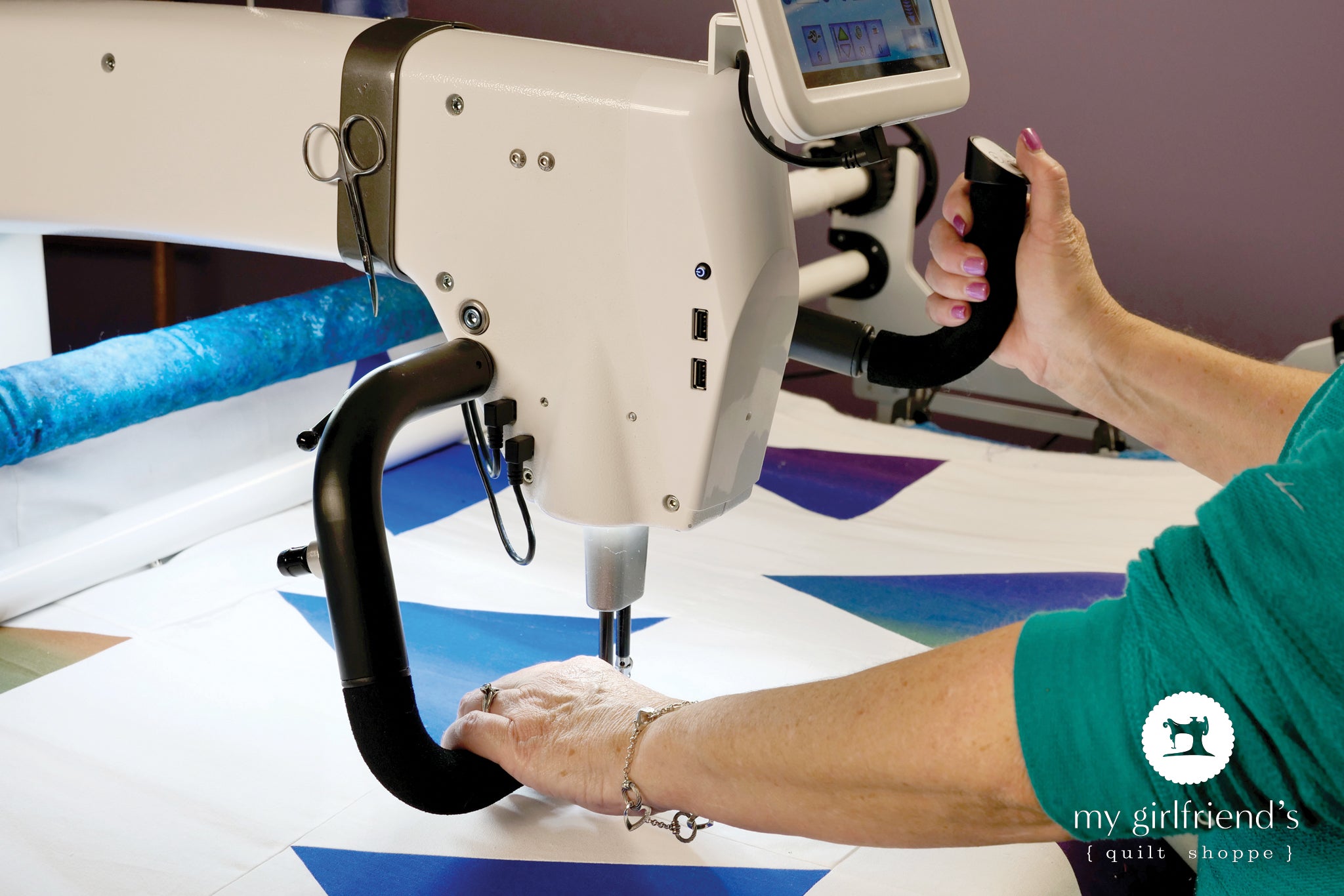 Handi Quilter Amara 20 Longarm Machine on Studio3 12-Foot Frame