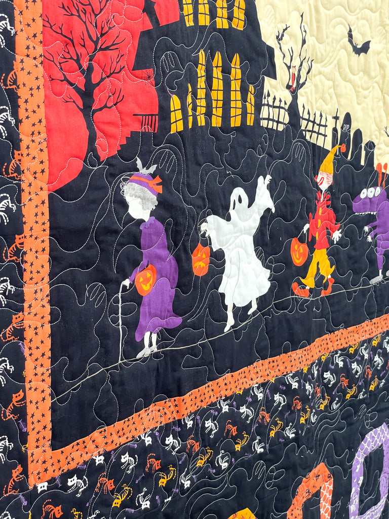 Riley Blake - Beggar's Night Trick or Treat Panel Quilt Kit