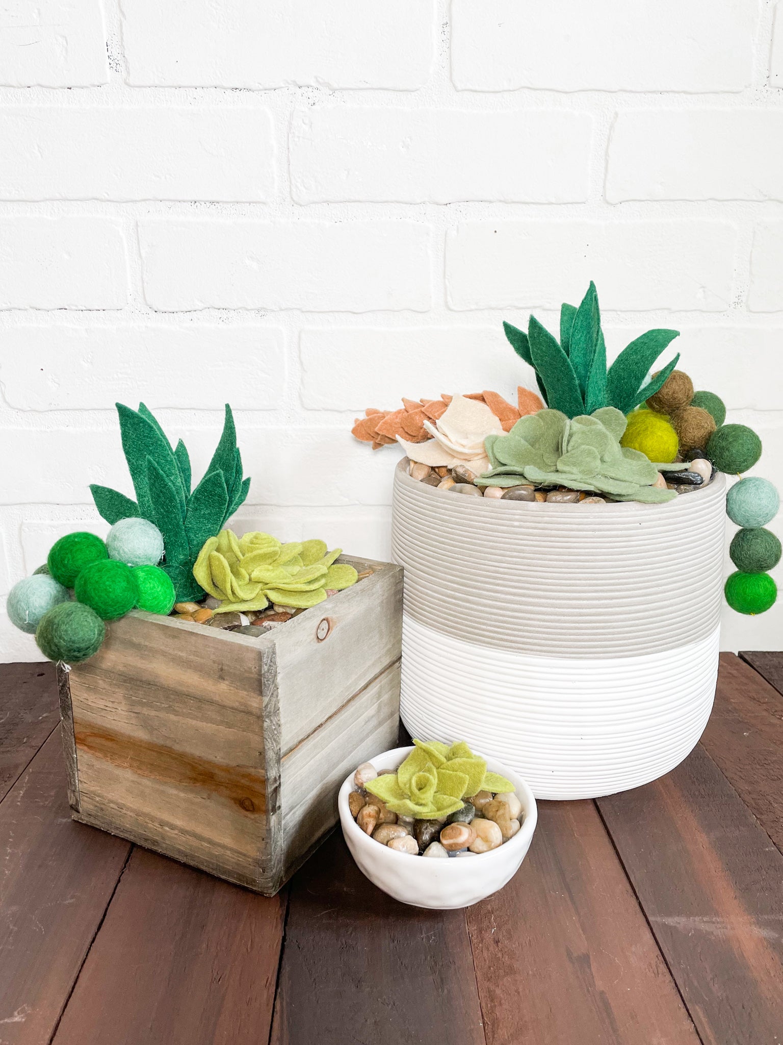 felt succulent pattern pdf free DIY Felt Succulents No Sew Project (Downloadable Pattern)