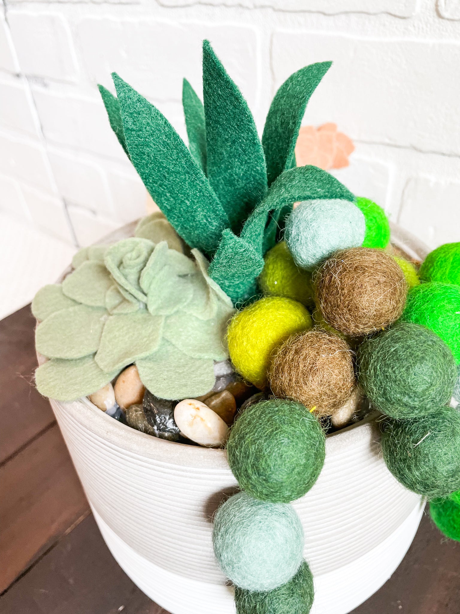felt succulent pattern pdf DIY Felt Succulents No Sew Project (Downloadable Pattern)