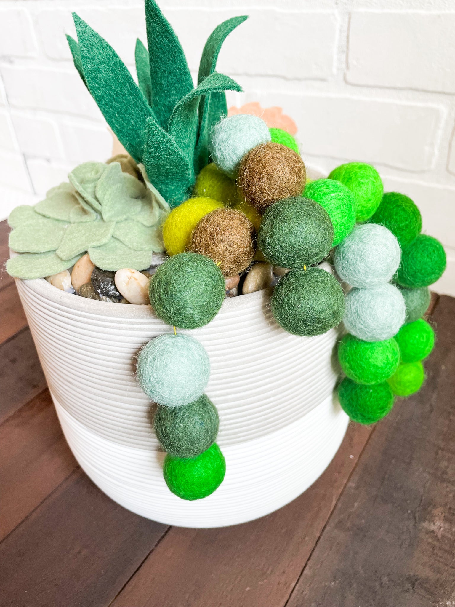 felt succulents pattern DIY Felt Succulents No Sew Project (Downloadable Pattern) – My Girlfriend's Quilt Shoppe