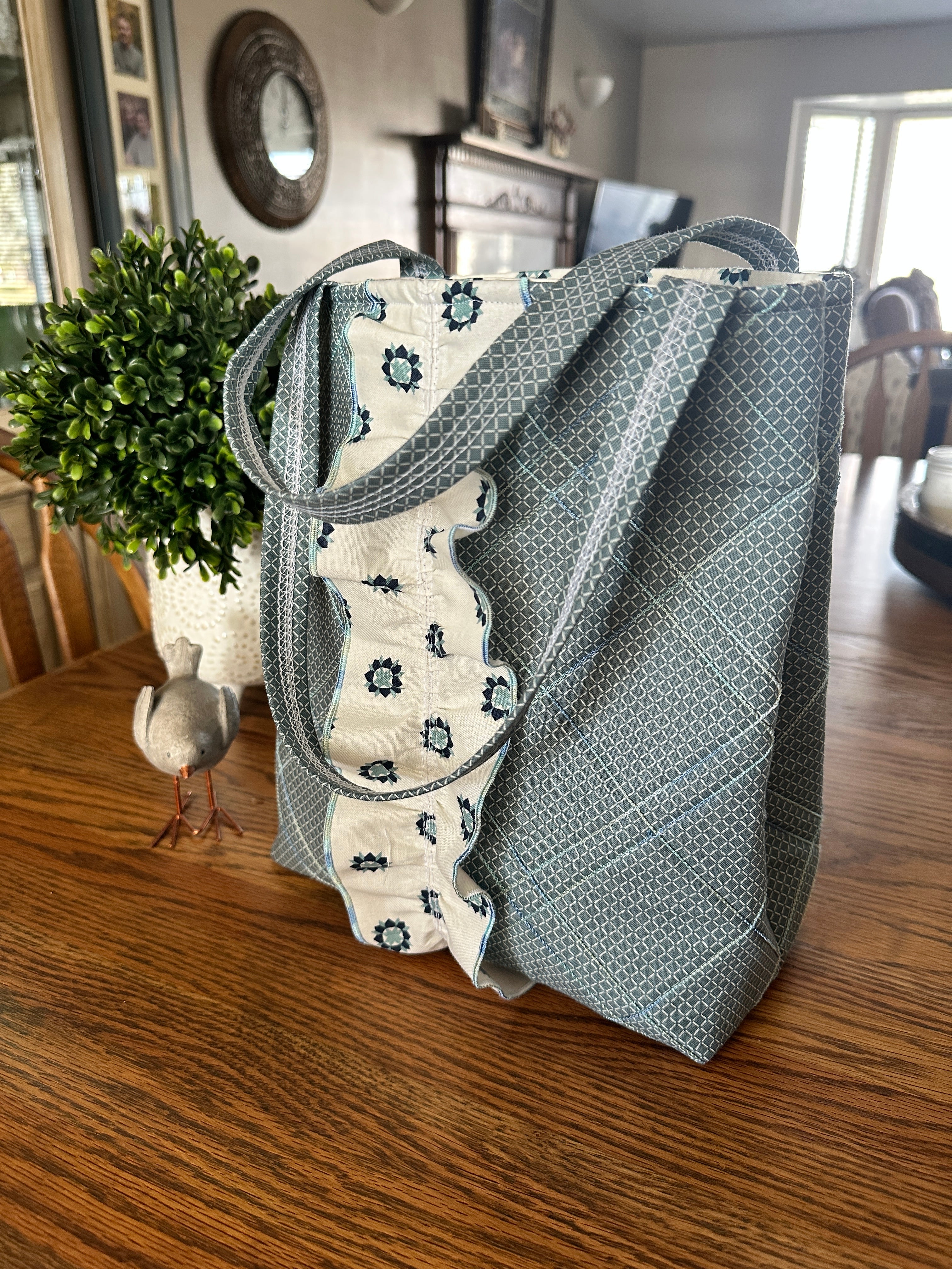 Serger Ruffle Pouch Pattern A Ruffled Serger Bag Fabric Kit – My Girlfriend's Quilt Shoppe