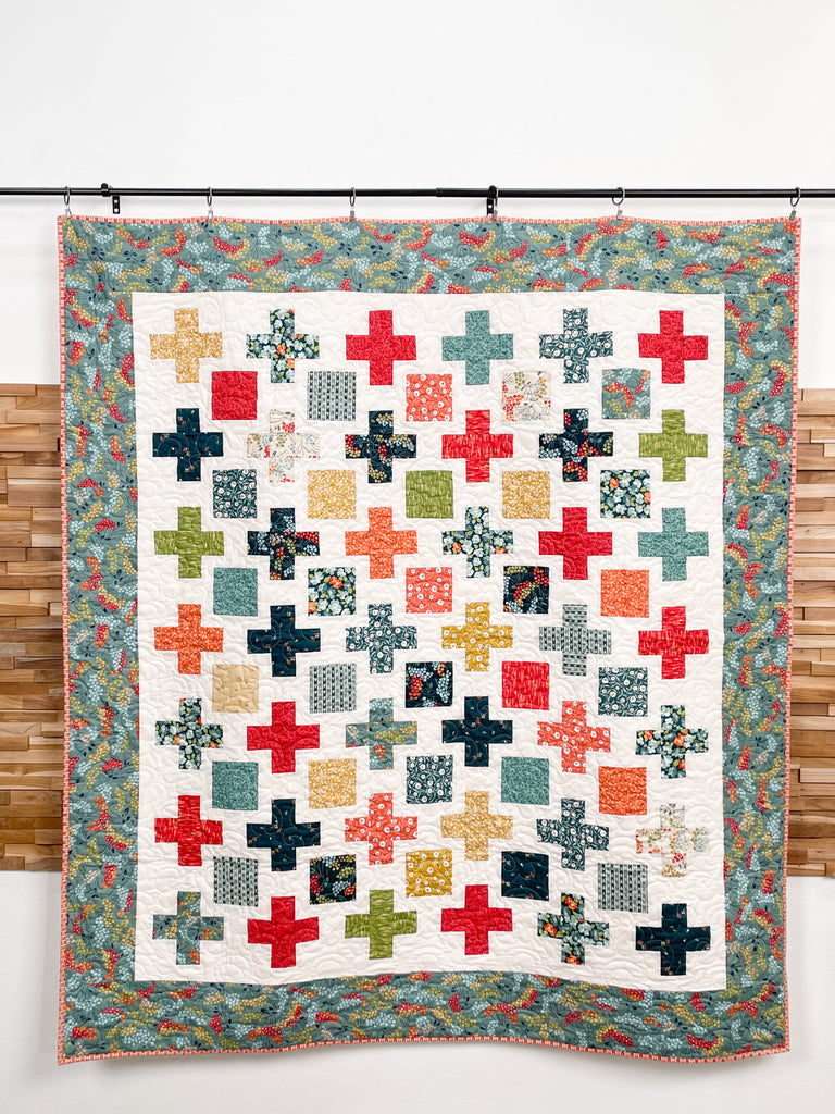 Trendy Corsage Quilt (63 1/2" x 71 1/2")