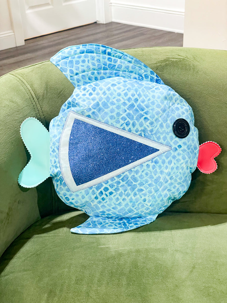 In the Sea Fish Pillow (Downloadable pattern) – My Girlfriend's Quilt ...