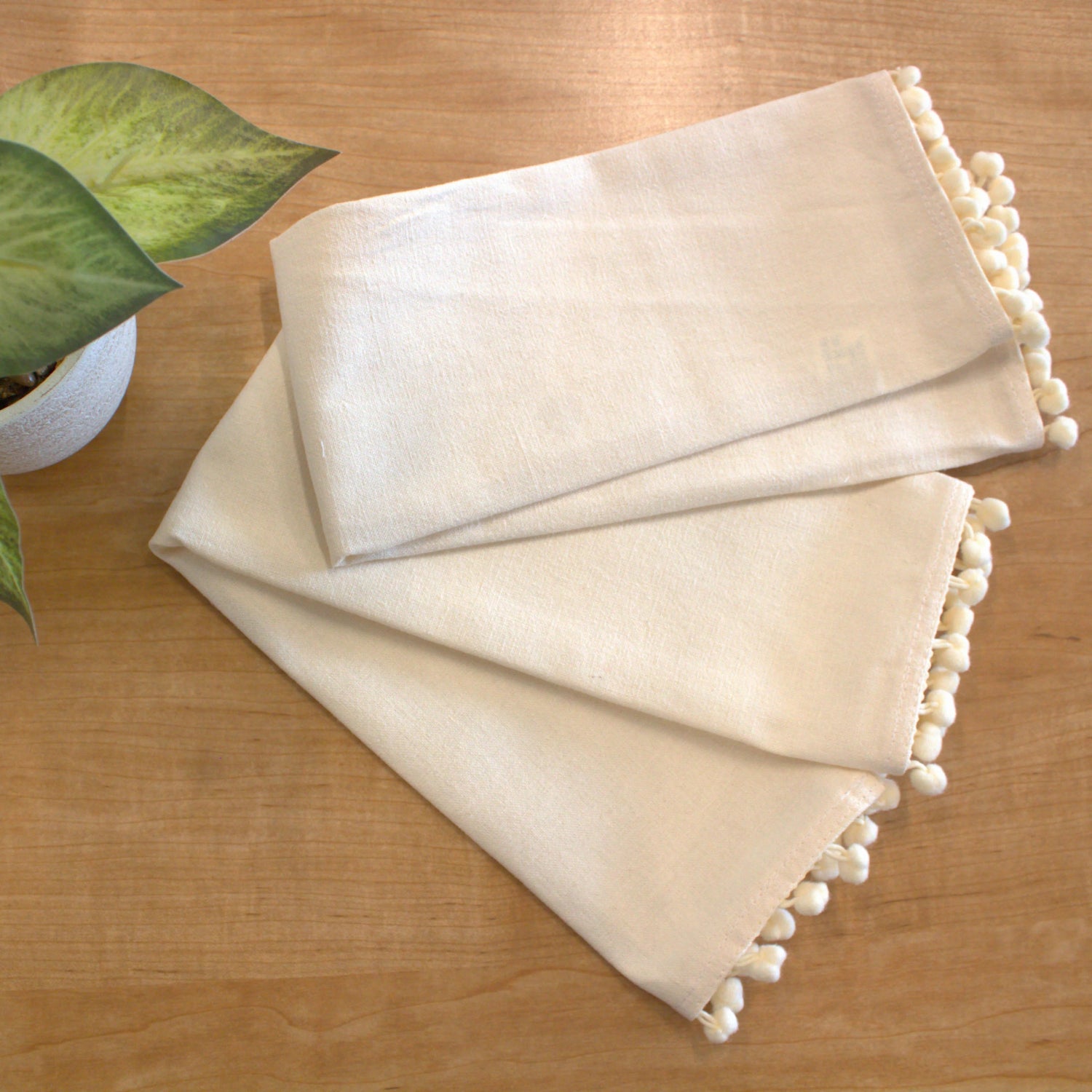 Kimberbell Ivory Linen Place Mats