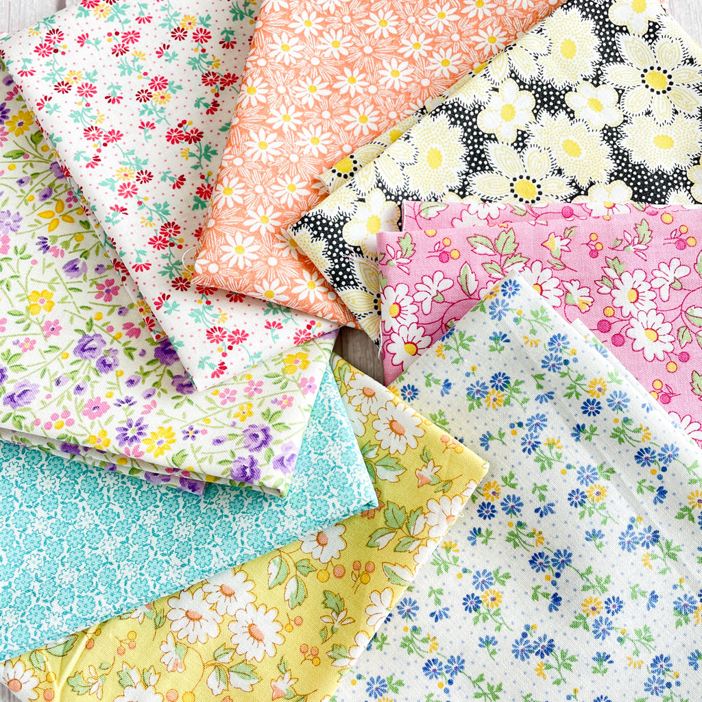 Lulu Fat Quarter Bundles of 30 prints 33580AB designed by Chez Moi for –  Sisters & Quilters