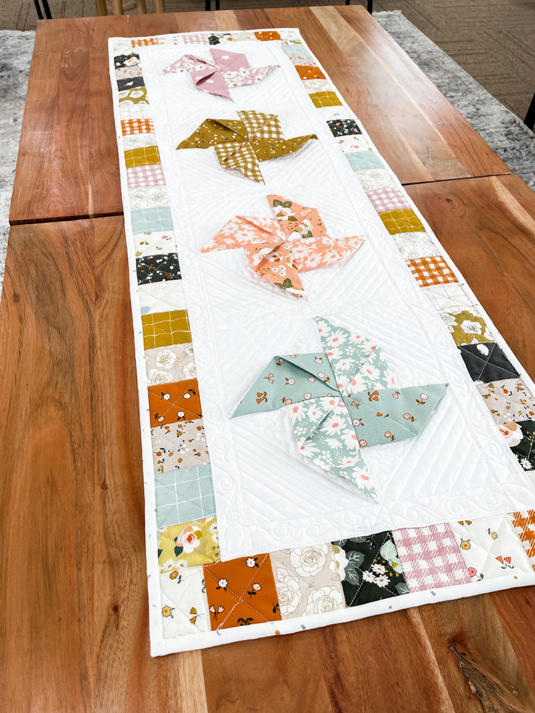 Playful Pinwheels Table Runner (Downloadable Pattern) – My Girlfriend's ...