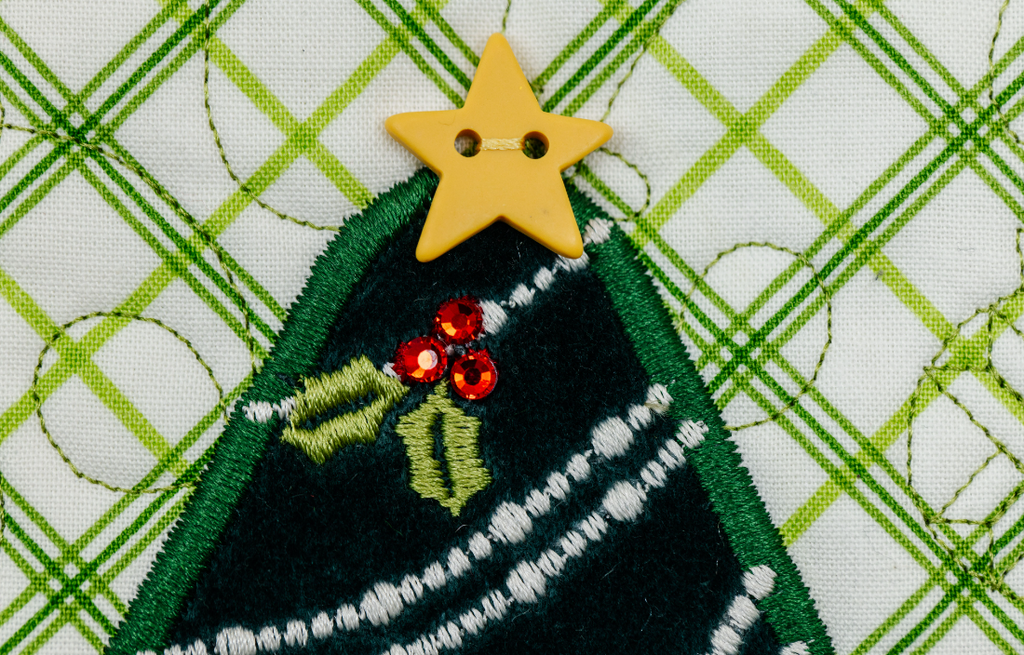 A Quilty Little Christmas Embellishment 