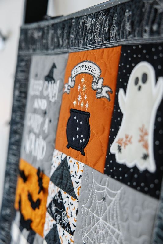 Pumpkins and Potions Ladder Quilt 