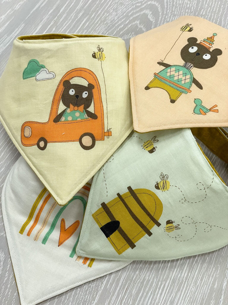 Bumble and Bear Burps and Bibs Kit