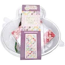 Riley Blake Piece  Plenty Pretty Petals Table Runner - bee box