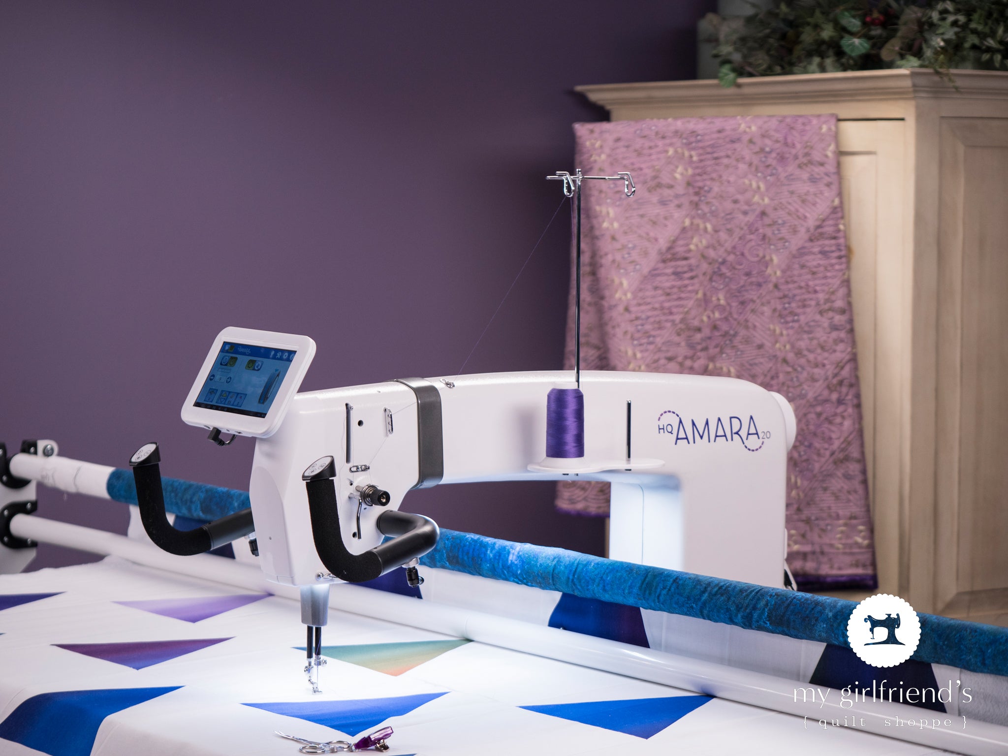 Handi Quilter Amara 20 Longarm Machine on Studio3 12-Foot Frame – My  Girlfriend's Quilt Shoppe